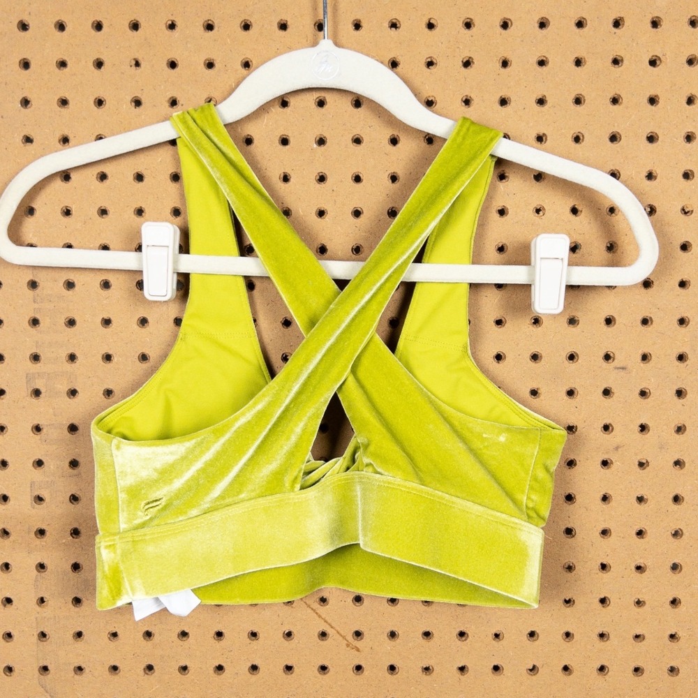 Fabletics Chartreuse Green Velvet Twist Front‎ Cross Back Sports Bra Size S - Picture 3 of 5